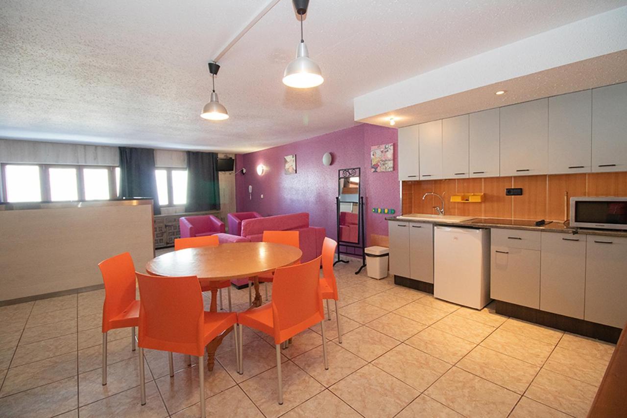 Apartaments Turistics Natural Suites Manzano 3000 Pas De La Casa Luaran gambar
