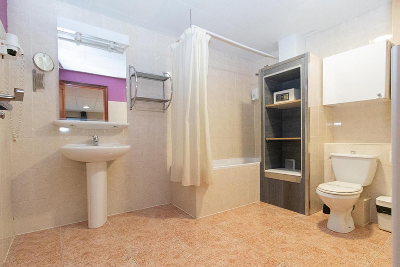 Apartaments Turistics Natural Suites Manzano 3000 Pas De La Casa Luaran gambar