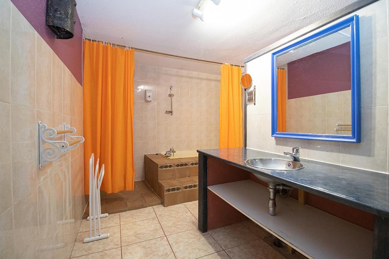 Apartaments Turistics Natural Suites Manzano 3000 Pas De La Casa Luaran gambar