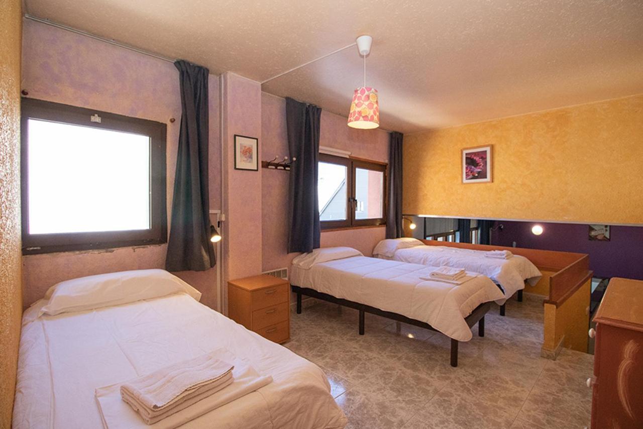 Apartaments Turistics Natural Suites Manzano 3000 Pas De La Casa Luaran gambar